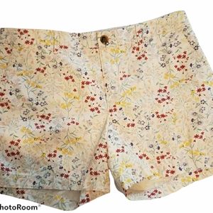 Vintage floral shorts